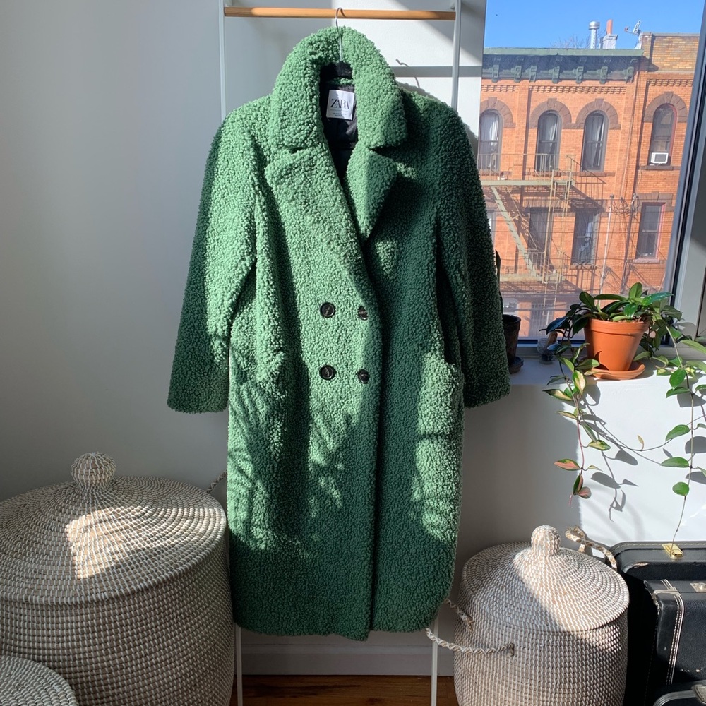 Zara • Green Teddy topcoat